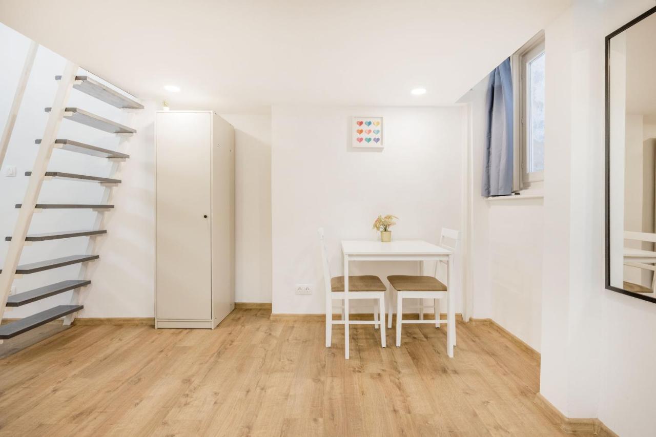 V12 Apartments Budapest Eksteriør bilde