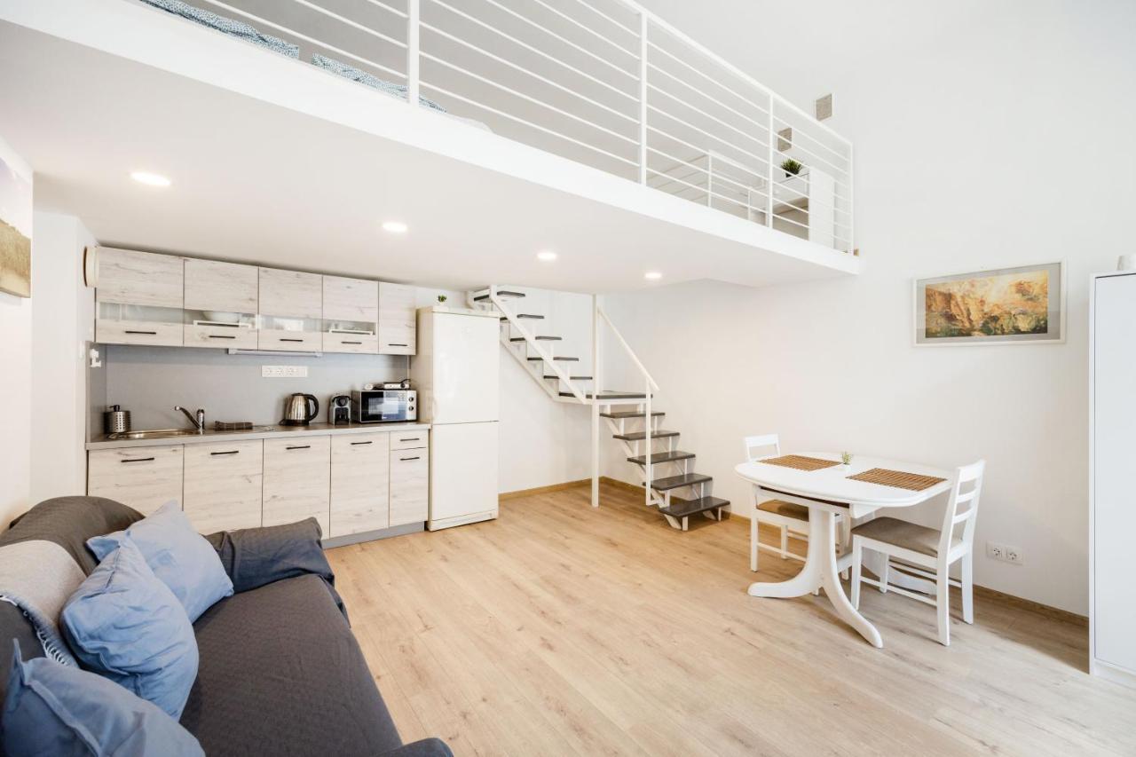 V12 Apartments Budapest Eksteriør bilde